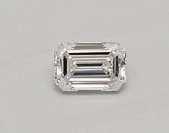 0.32 ct. emerald Lab Grown Diamond front image