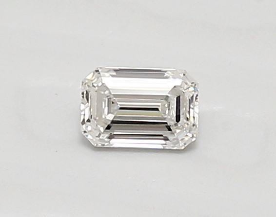 0.35 ct. emerald Lab Grown Diamond front image