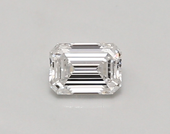 0.33 ct. emerald Lab Grown Diamond front image