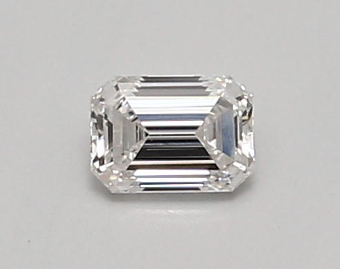 0.32 ct. emerald Lab Grown Diamond front image