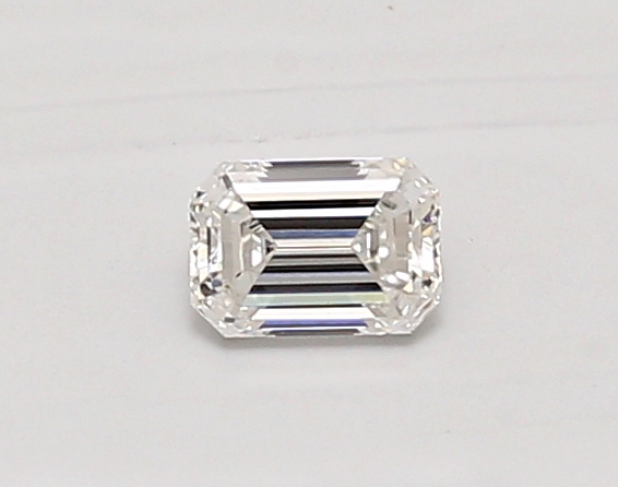 0.31 ct. emerald Lab Grown Diamond front image