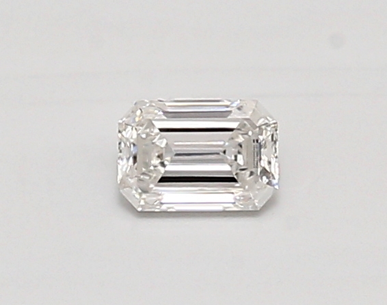 0.30 ct. emerald Lab Grown Diamond front image