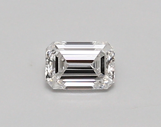 0.34 ct. emerald Lab Grown Diamond front image
