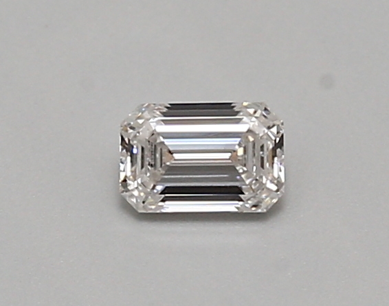 0.32 ct. emerald Lab Grown Diamond front image