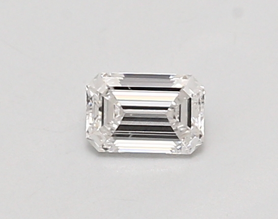 0.33 ct. emerald Lab Grown Diamond front image