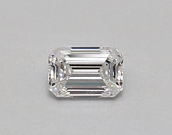 0.33 ct. emerald Lab Grown Diamond front image