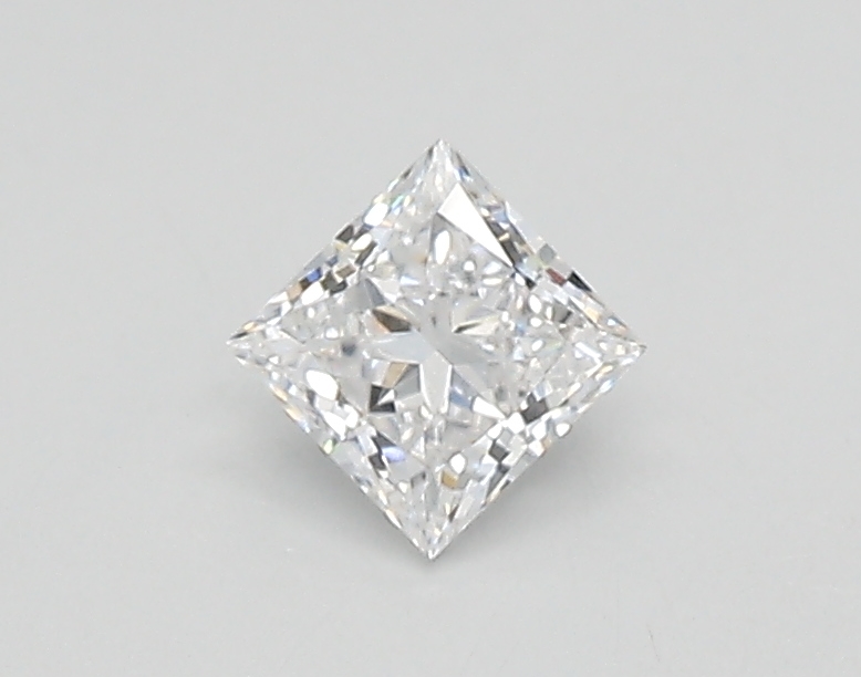 0.33 ct. princess Lab Grown Diamond front image