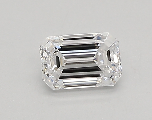 0.33 ct. emerald Lab Grown Diamond front image