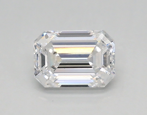 0.34 ct. emerald Lab Grown Diamond front image