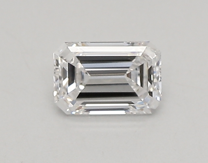 0.38 ct. emerald Lab Grown Diamond front image
