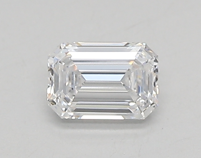 0.35 ct. emerald Lab Grown Diamond front image