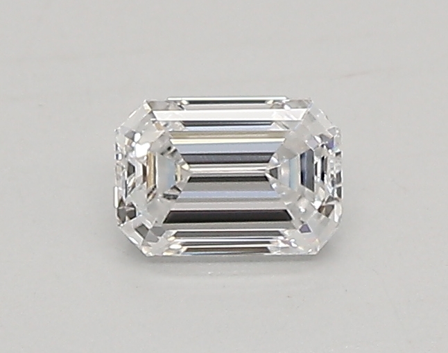 0.31 ct. emerald Lab Grown Diamond front image