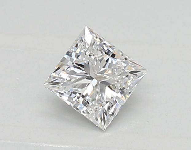 0.44 ct. princess Lab Grown Diamond front image