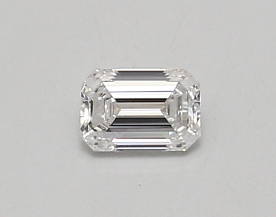 0.34 ct. emerald Lab Grown Diamond front image