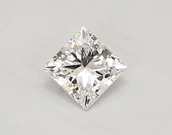 0.45 ct. princess Lab Grown Diamond front image