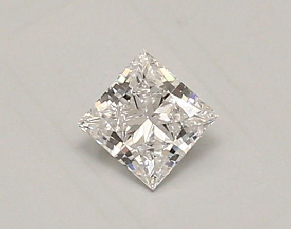 0.42 ct. princess Lab Grown Diamond front image