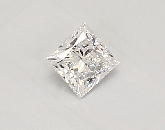 0.35 ct. princess Lab Grown Diamond front image