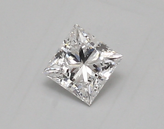 0.47 ct. princess Lab Grown Diamond front image