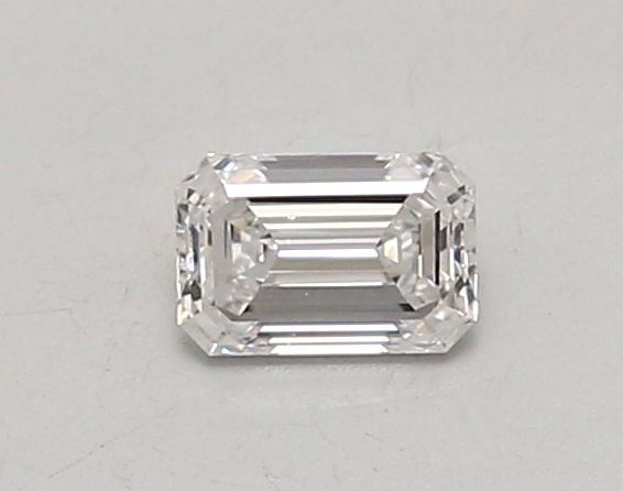 0.45 ct. emerald Lab Grown Diamond front image