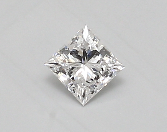 0.39 carat princess lab-grown diamond