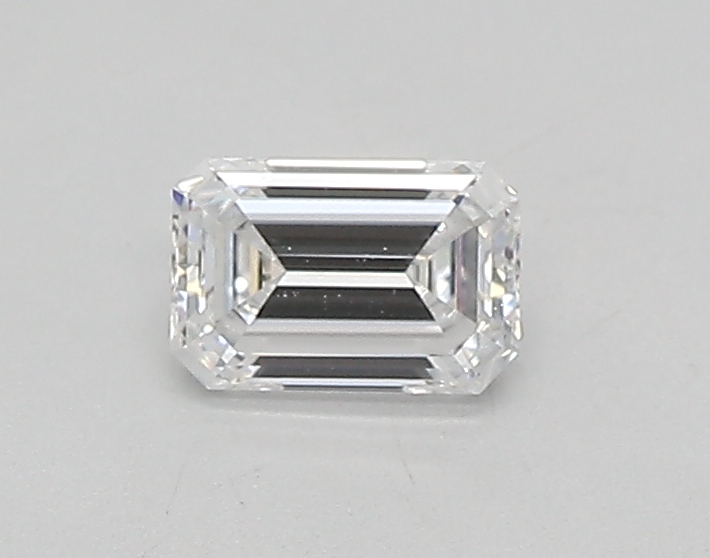 0.30 carat emerald lab-grown diamond