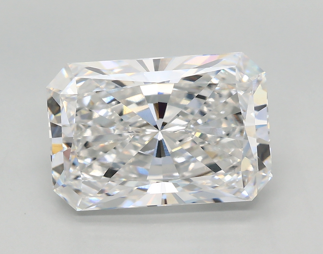 3.82 ct. radiant Lab Grown Diamond front image