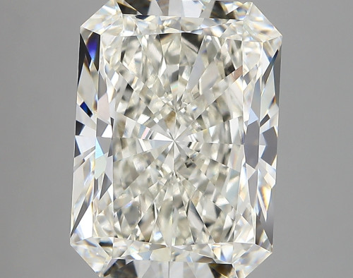 7.37 carat g VVS2 EX Cut IGI radiant diamond