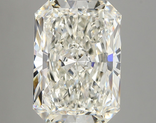 7.38 carat g VVS2 EX Cut IGI radiant diamond