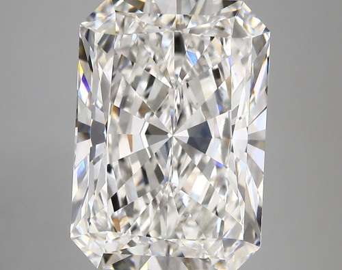8.06 carat f VVS2 EX Cut IGI radiant diamond
