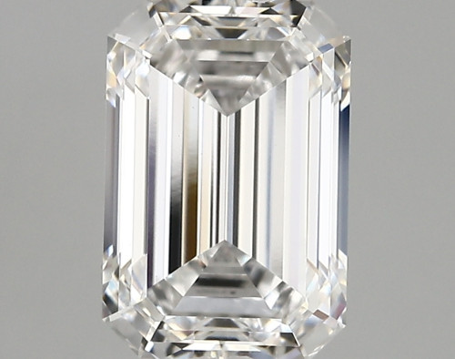 3.03 carat e VVS2 EX Cut IGI emerald diamond