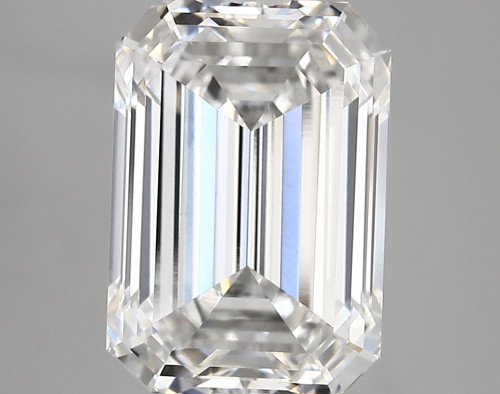 5.03 carat e IF EX Cut IGI emerald diamond