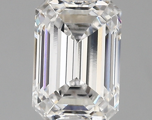 2.17 carat e VVS2 EX Cut IGI emerald diamond