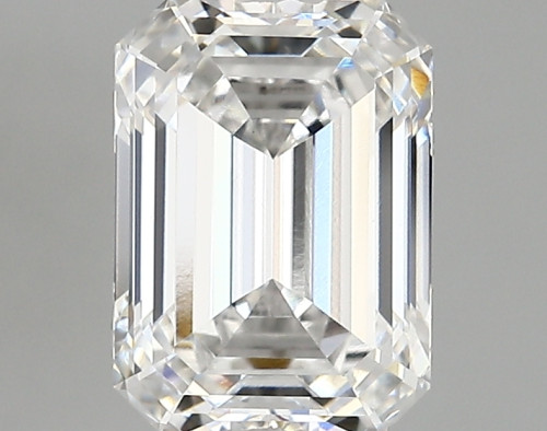 2.44 carat e VVS2 EX Cut IGI emerald diamond