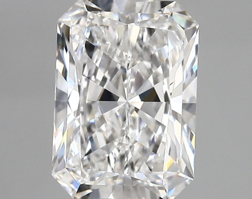 2.63 carat e VVS2 EX Cut IGI radiant diamond