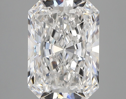 3.39 carat e VVS2 EX Cut IGI radiant diamond