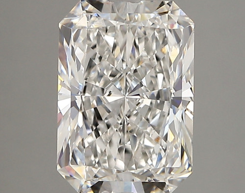 2.67 carat e VVS2 EX Cut IGI radiant diamond