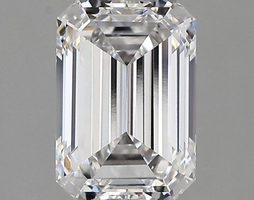 2.02 carat e VVS2 EX Cut IGI emerald diamond