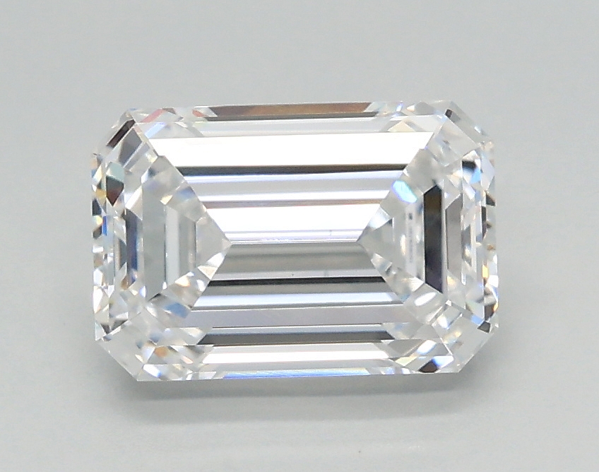 1.55 ct. emerald Lab Grown Diamond front image