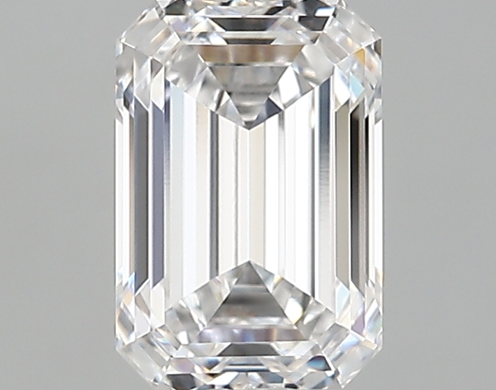 1.65 ct. emerald Lab Grown Diamond front image