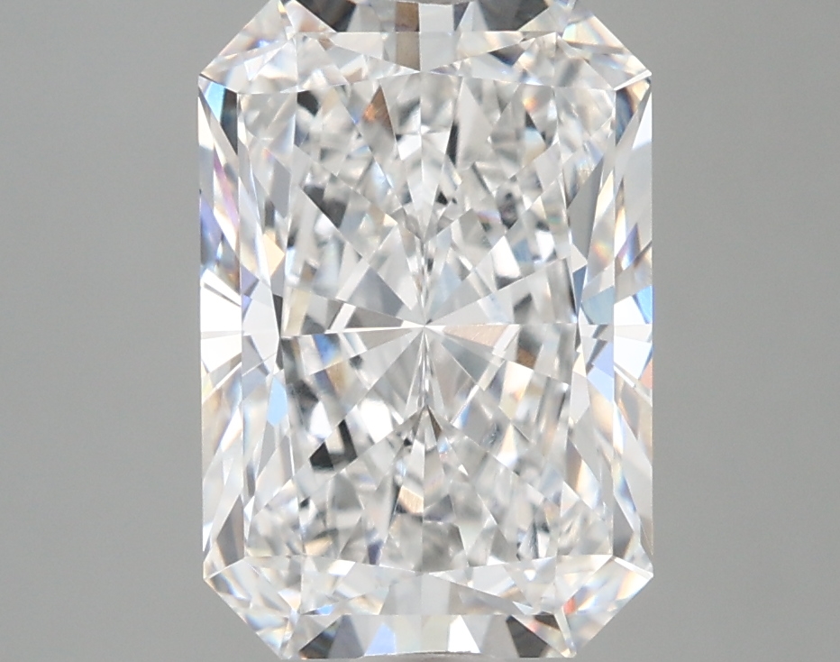 3.66 ct. radiant Lab Grown Diamond front image