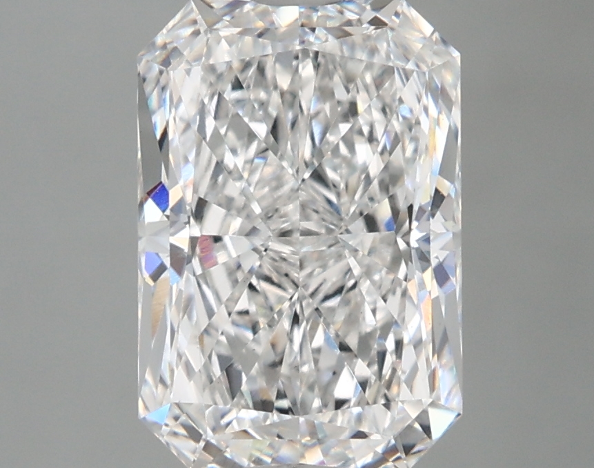 2.87 ct. radiant Lab Grown Diamond front image