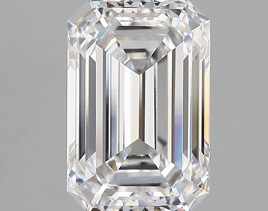 3.04 ct. emerald Lab Grown Diamond front image
