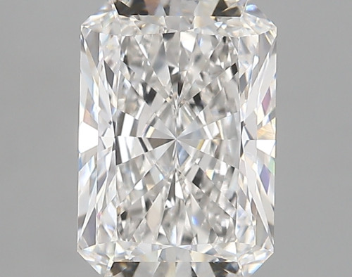 2.41 carat e VVS2 EX Cut IGI radiant diamond