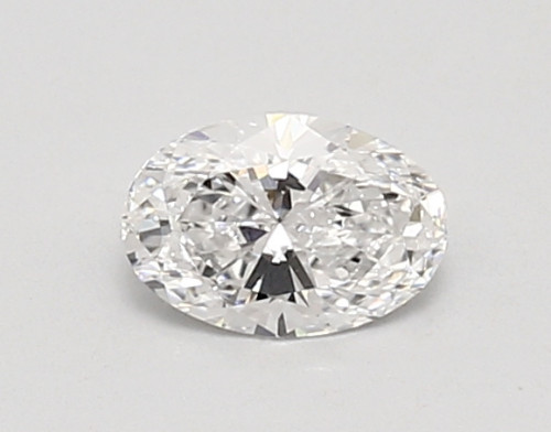 0.58 carat e SI1 EX Cut IGI oval diamond